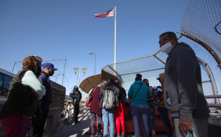 Exagerado decir que mexicanos invaden EU: Responde AMLO a gobernador de Texas