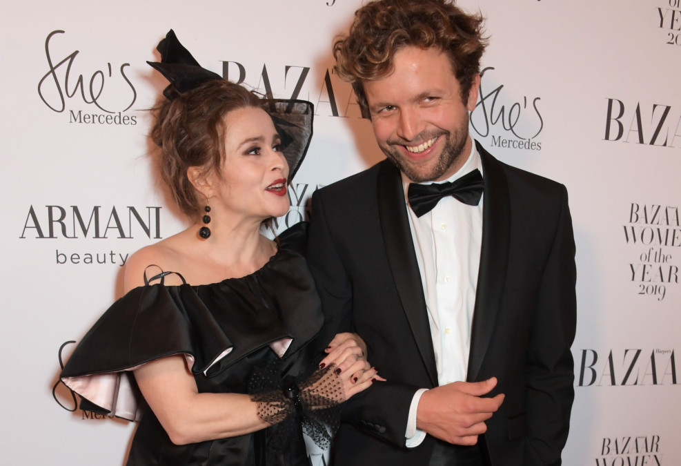 Helena Bonham Carter confirma su relación con escritor de 32 años