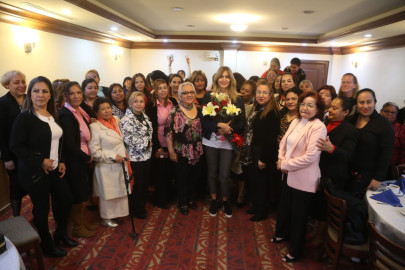 Gobierno municipal se reúne con esposas de pastores