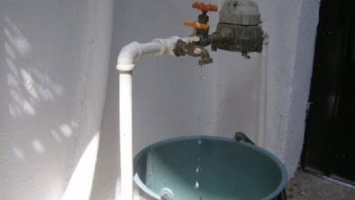 Continúa el desabasto de agua en la periferia de Matamoros