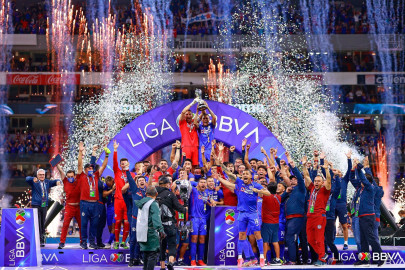 Cruz Azul Campeón del Guard1anes 2021 