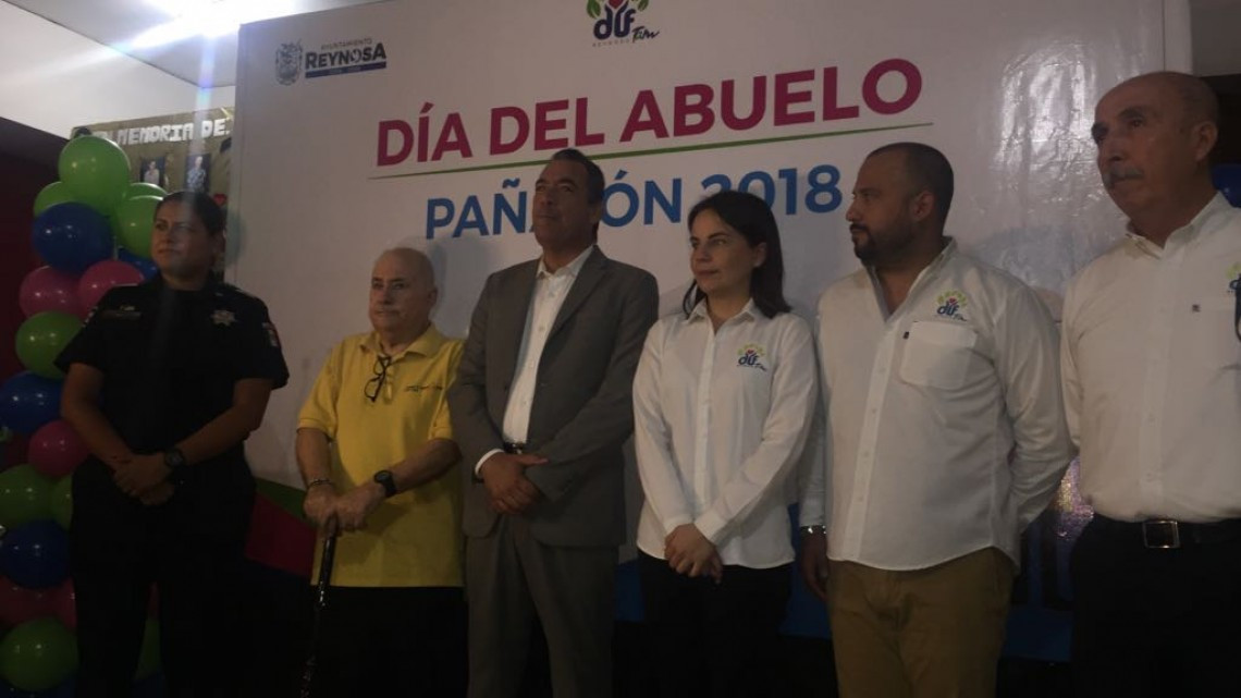 Festejan a los abuelitos en su día