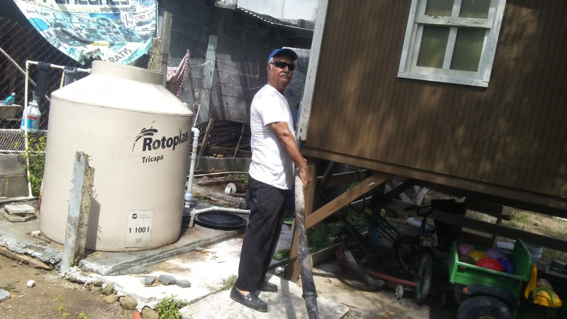 Colonias y ejidos reciben pipas con agua potable