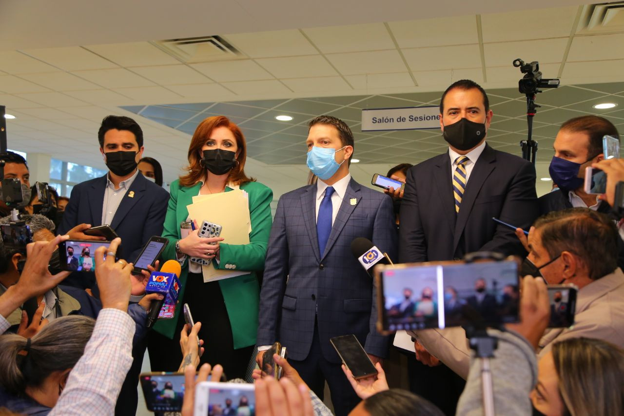 Al ser minoría Morena y MC abandonan de nueva cuenta el pleno legislativo