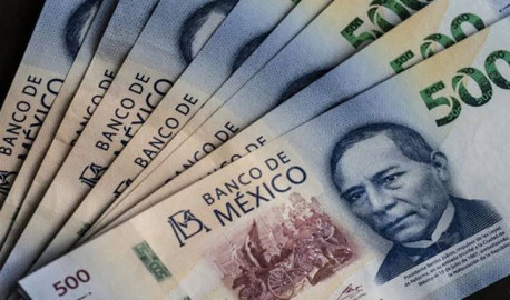 Peso despide 2021 con caída de 3% ante dólar