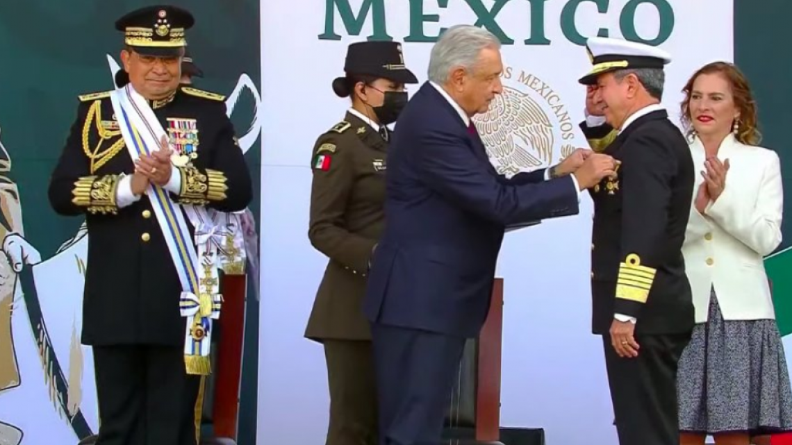 Así se vive el Desfile por el 111 Aniversario de la Revolución Mexicana encabezada por AMLO 