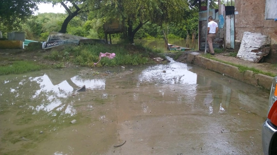 se desborda el río Pánuco e inunda colonias de Tampico