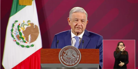 Regresa AMLO a la conferencia tras su contagio de Covid-19 