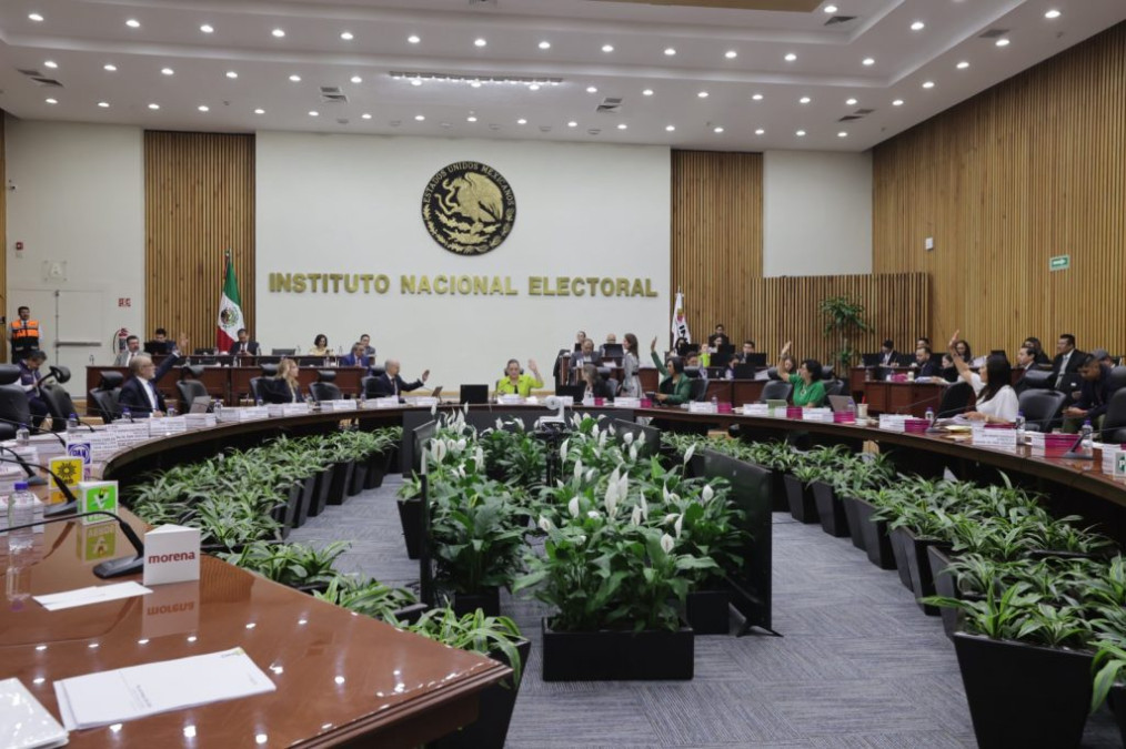 Prevé INE realizar 3 debates presidenciales en 2024