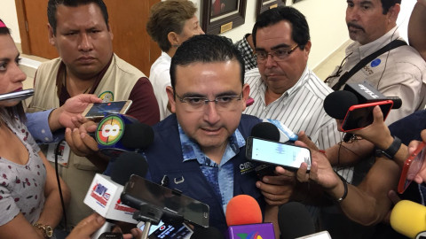 Cuotas escolares no deben ser manejadas por directores 