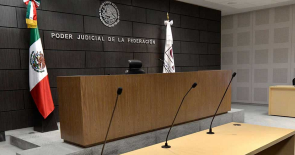 Ex funcionario recibe protección legal