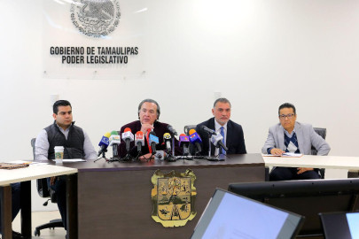 Congreso no busca ser austero sino eficiente en el manejo de recursos: Glafiro Salinas