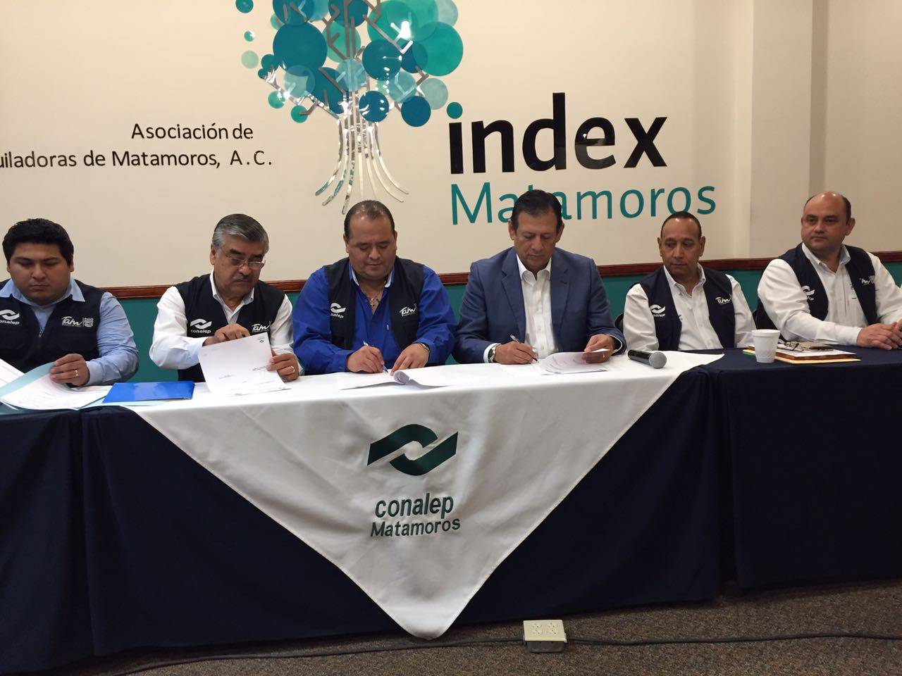 Firma convenio de colaboración Conalep e Index