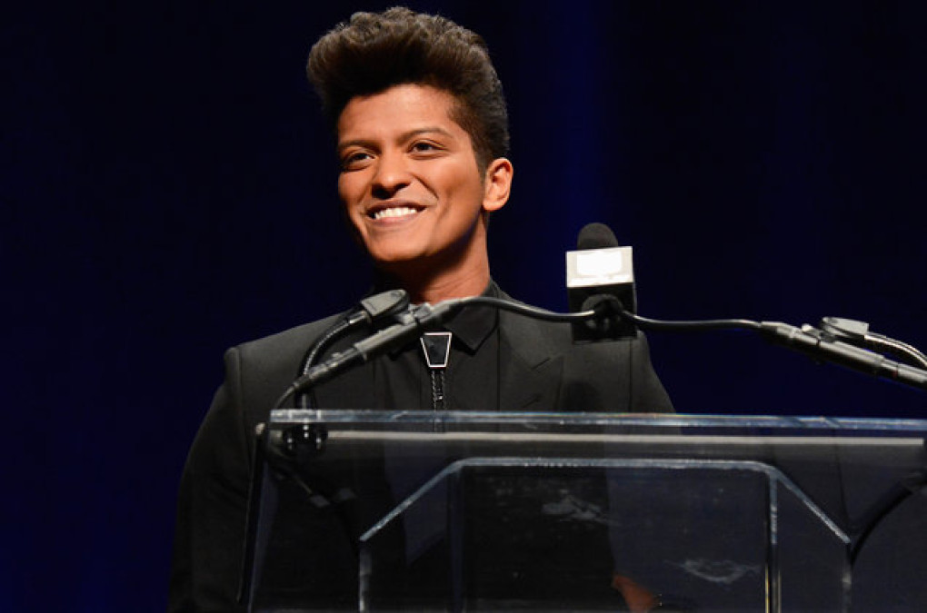 Bruno Mars y Disney se unen para producir película