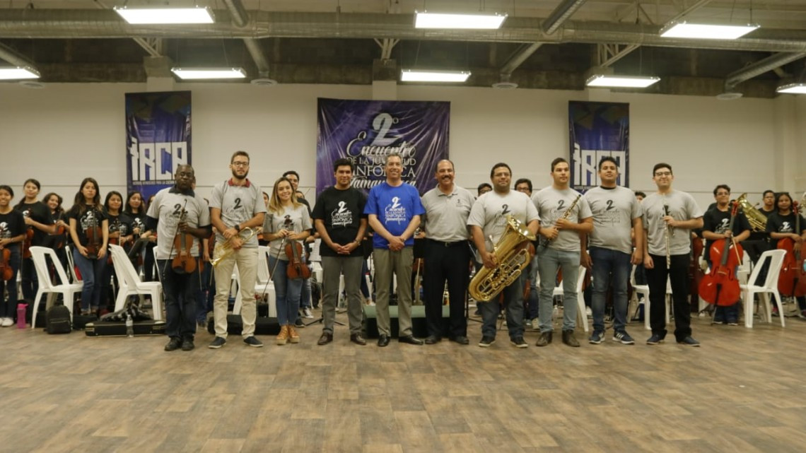 Dialoga Alcalde con integrantes de la Juventud Sinfónica