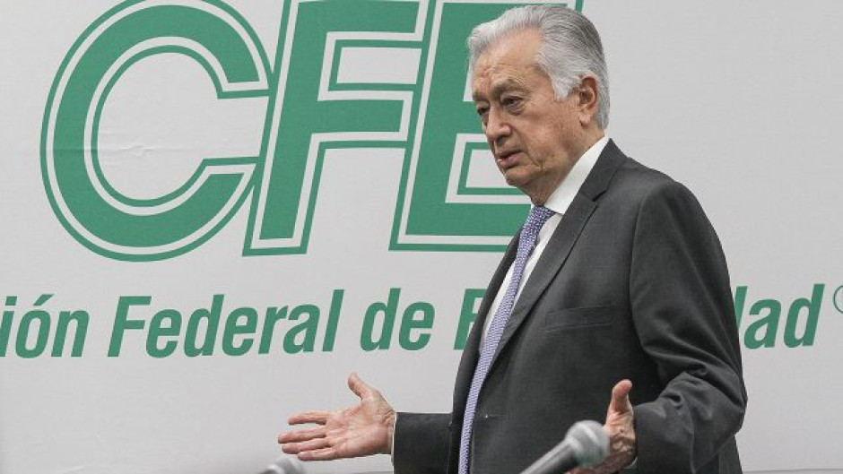 Pide AMLO no adelantarse sobre posible involucramiento de Bartlett en caso Caro Quintero 