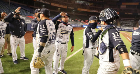 Sultanes de Monterrey reconoce el esfuerzo de su equipo