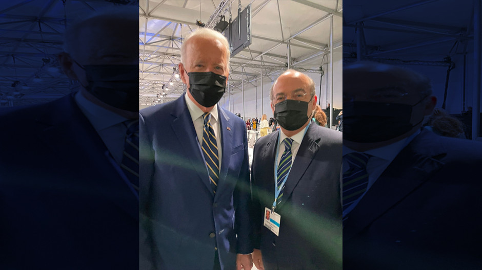 Presume Felipe Calderón fotografía junto a Joe Biden en la COP26