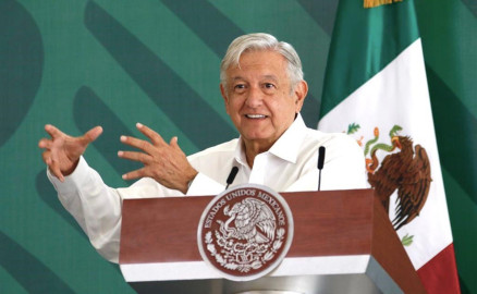 No descarta AMLO vacunar a niños y jóvenes cuya salud lo amerite 
