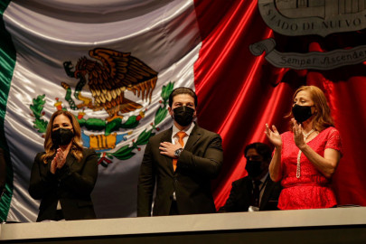 Samuel García toma protesta como gobernador de Nuevo León