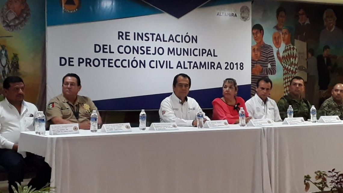 Atentos ante el embate de huracanes