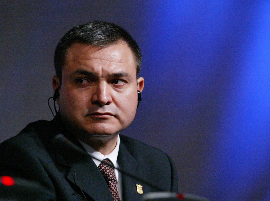 Giran órdenes de aprehensión contra García Luna y 60 personas más por contratos de penales