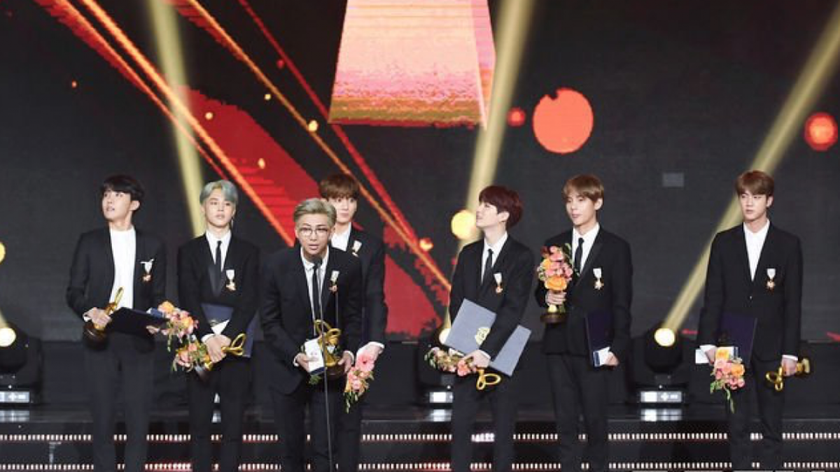 BTS recibe la medalla al 'Orden del Mérito Cultural'
