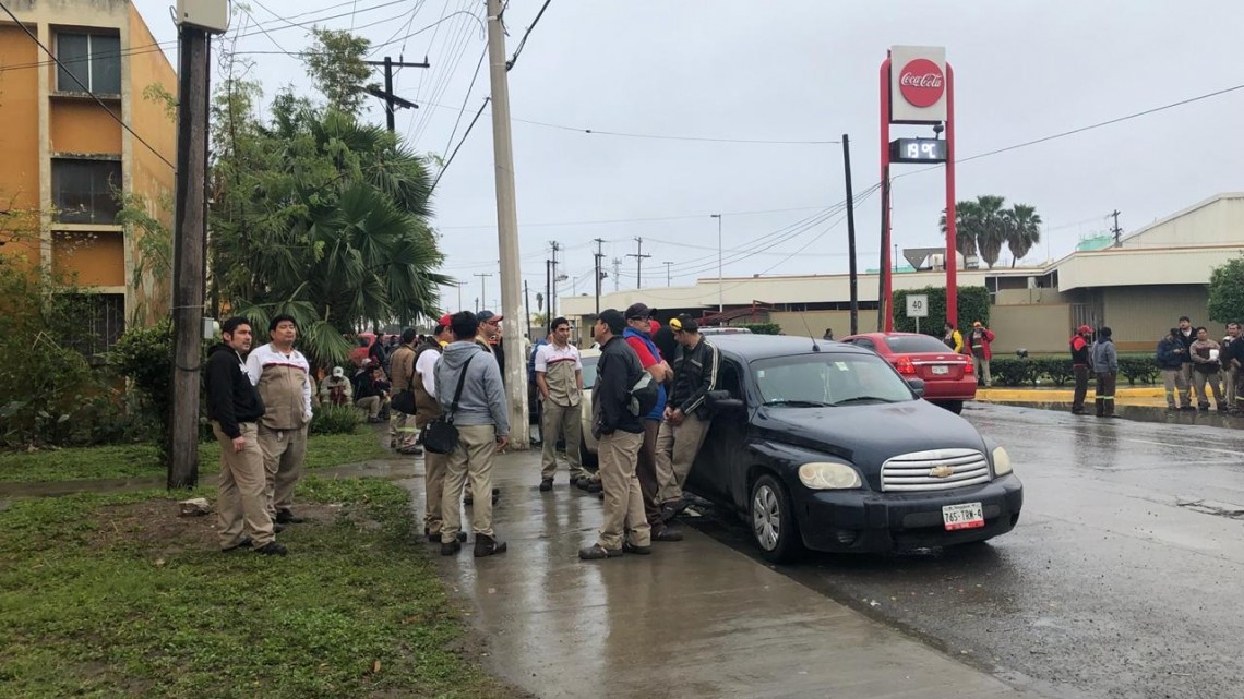 Entran en paro laboral 700 trabajadores de la empresa Coca-Cola en Matamoros