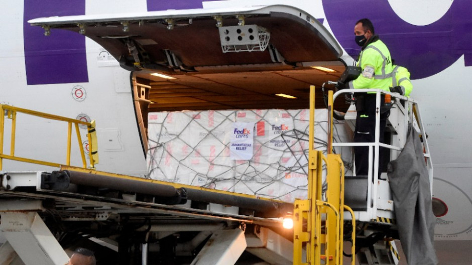 Vacunación para fronterizos iniciará en Baja California: AMLO 