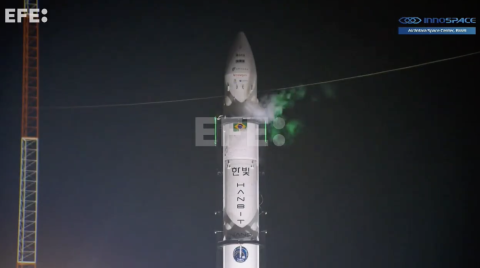Cohete surcoreano se estrella tras despegar desde base espacial de Brasil