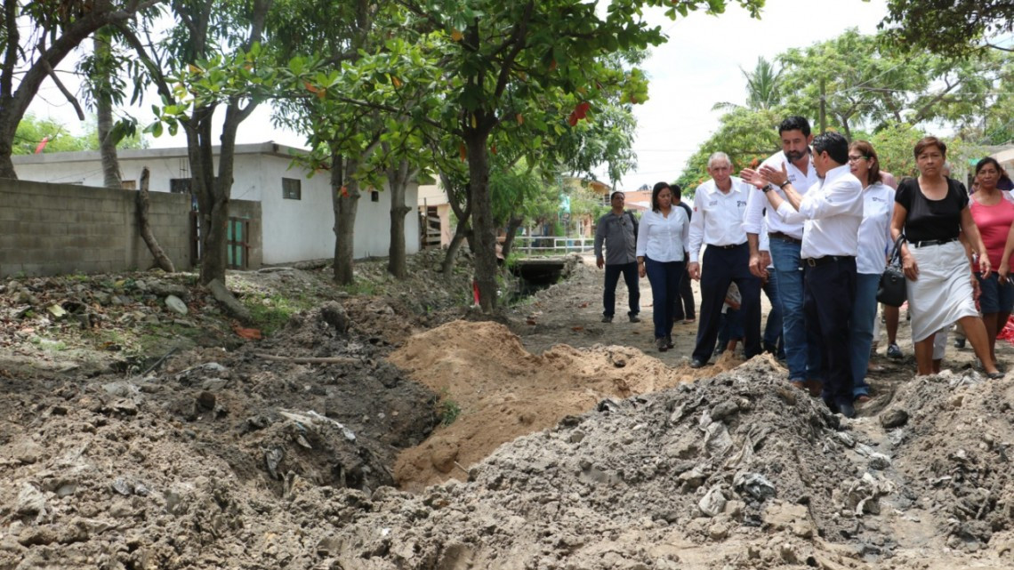 Andrés Zorrilla pone en marcha construcción de dren pluvial