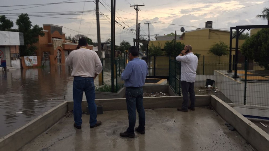 Lluvia torrencial inunda zonas bajas de Matamoros
