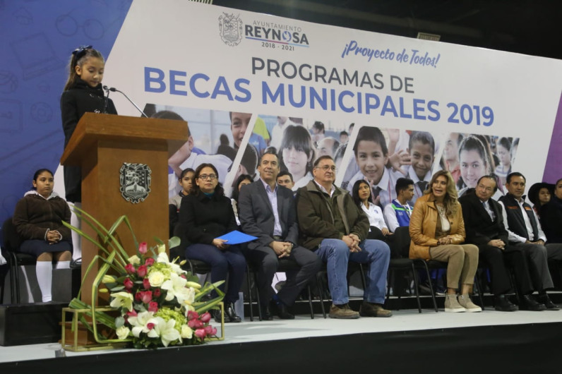 Cubren Becas Municipales todos los niveles educativos