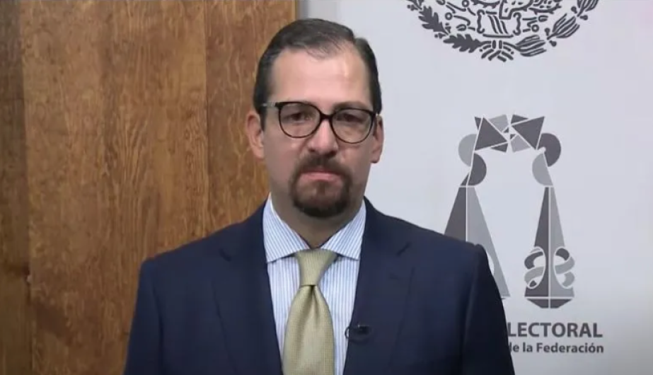 Magistrados destituyen a José Luis Vargas; Reyes Rodríguez Mondragón es el nuevo presidente del TEPJF