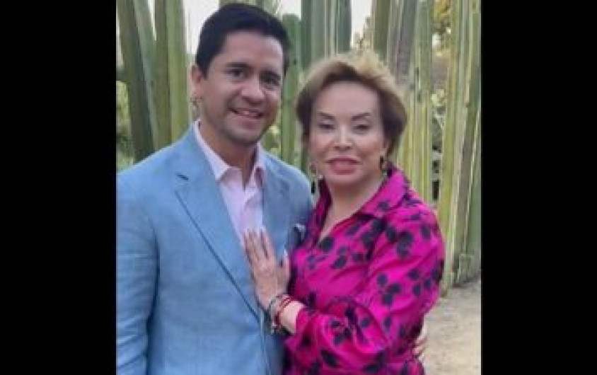 Elba Esther comparte video con su esposo tras boda