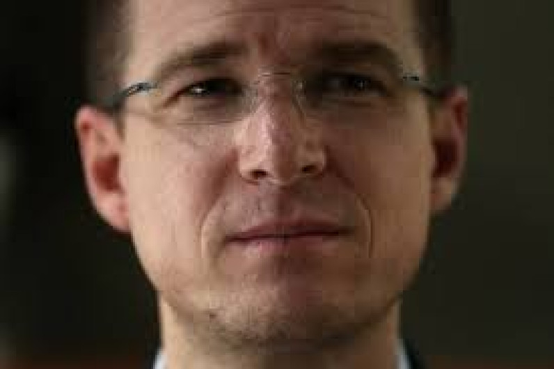 Anaya recibió 6. 8 mdp para votar a favor de la Reforma Energética: FGR