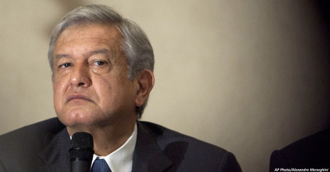 EPN busca enfrentarme con Ejército: AMLO