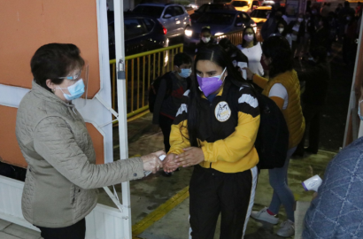 Regresan a clases más de 35 millones de estudiantes tras vacaciones de Semana Santa 