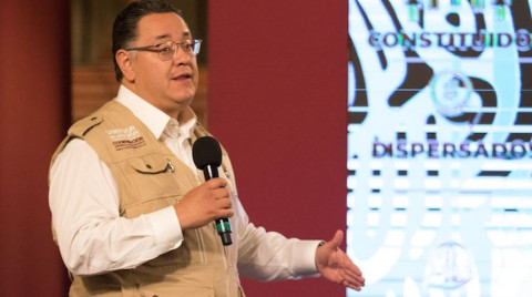 Gabriel García Hernández deja la coordinación de superdelegados y regresa al Senado 