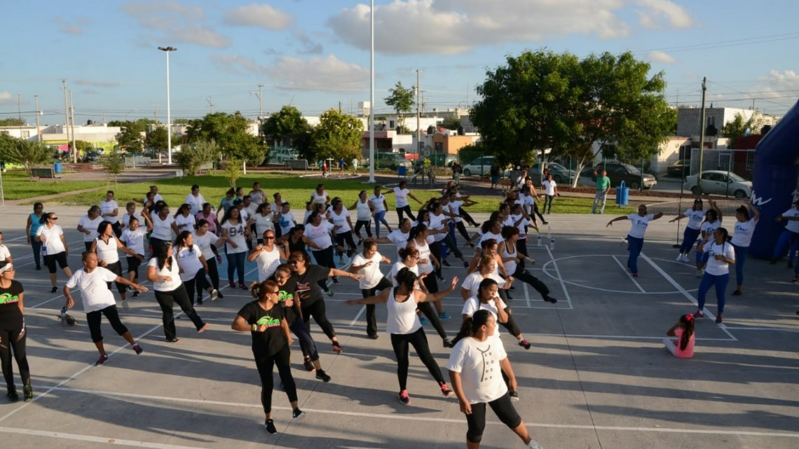 Contribuye zumba en la formación de familias fuertes y unidas