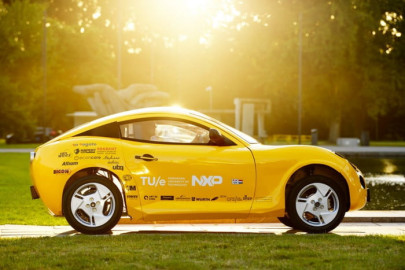 Crean auto eléctrico con materiales reciclados