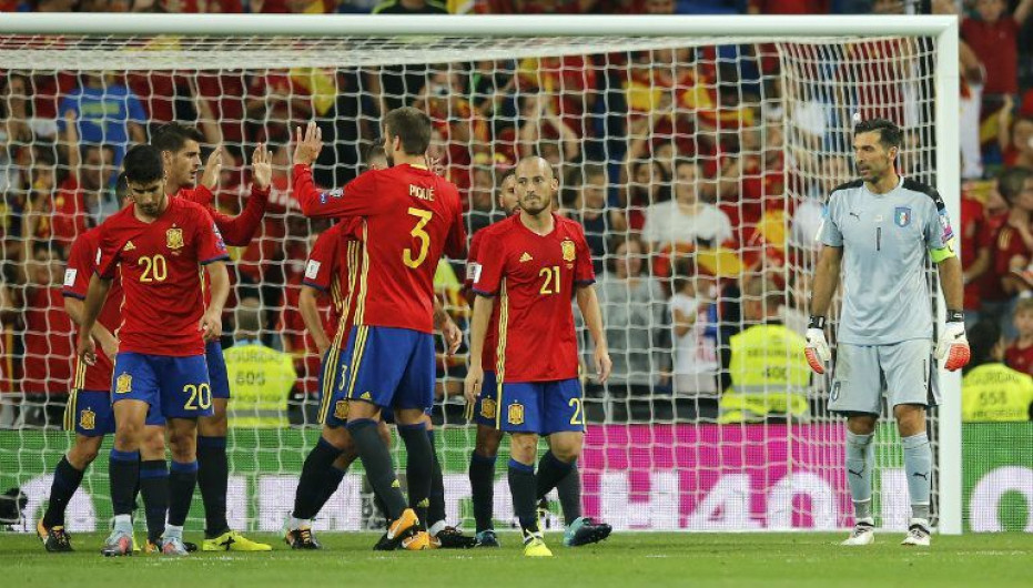 España golea a Italia y asegura su pase al Mundial de Rusia 2018 
