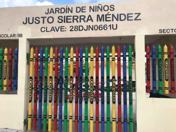 Solicitan maestros y padres de familia instalación de techumbre