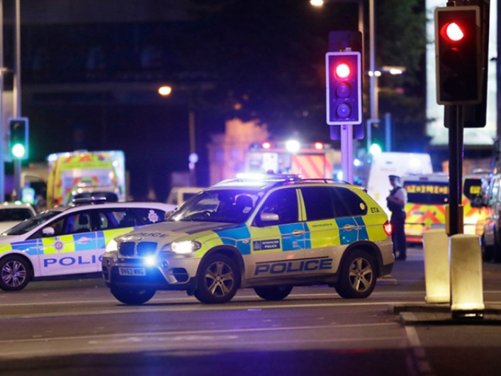 Gobierno y embajada mexicana activan estado de emergencia por ataques terroristas en Londres 