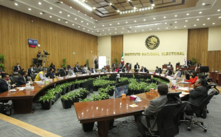 Presentan comisiones Unidas en San Lázaro dictamen de Reforma Electoral 