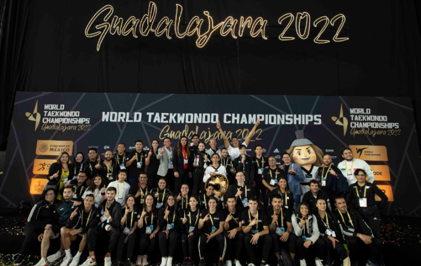 Celebra AMLO campeonato de México en el Mundial de Taekwondo Guadalajara 2022