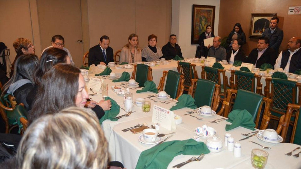 Alcaldesa se reúne con Rectores y Directores de Universidades