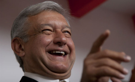 “Como si fuera una cosa muy buena la reforma educativa, hasta me da risa”: AMLO