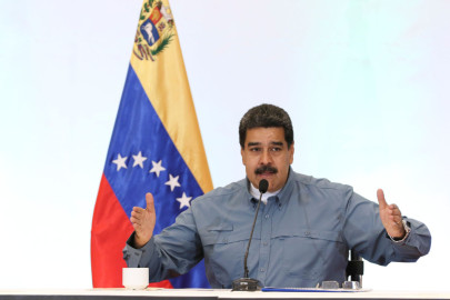 Maduro califica de 'víbora' a vicepresidente de EU