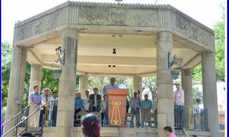 Pete Saenz y Enrique Rivas se reúnen 